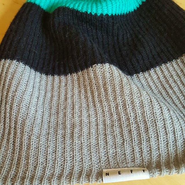 Neff Pom Beanie